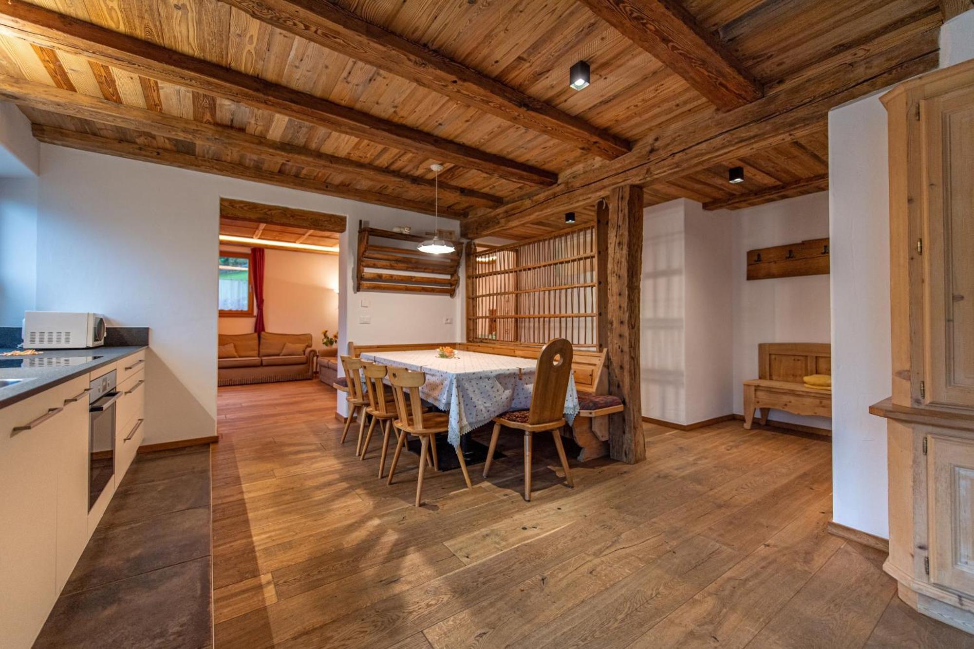 Agriturismo Apartments Tuene Ortisei Exterior foto